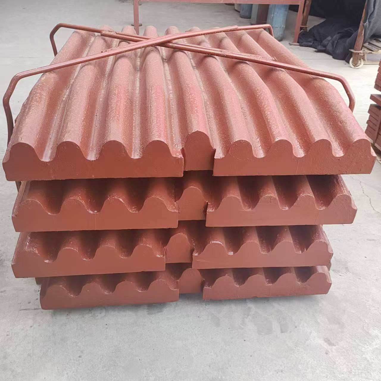 Jaw Crusher Toggle Plate Teeth Plate / Crusher Liner - Image 8